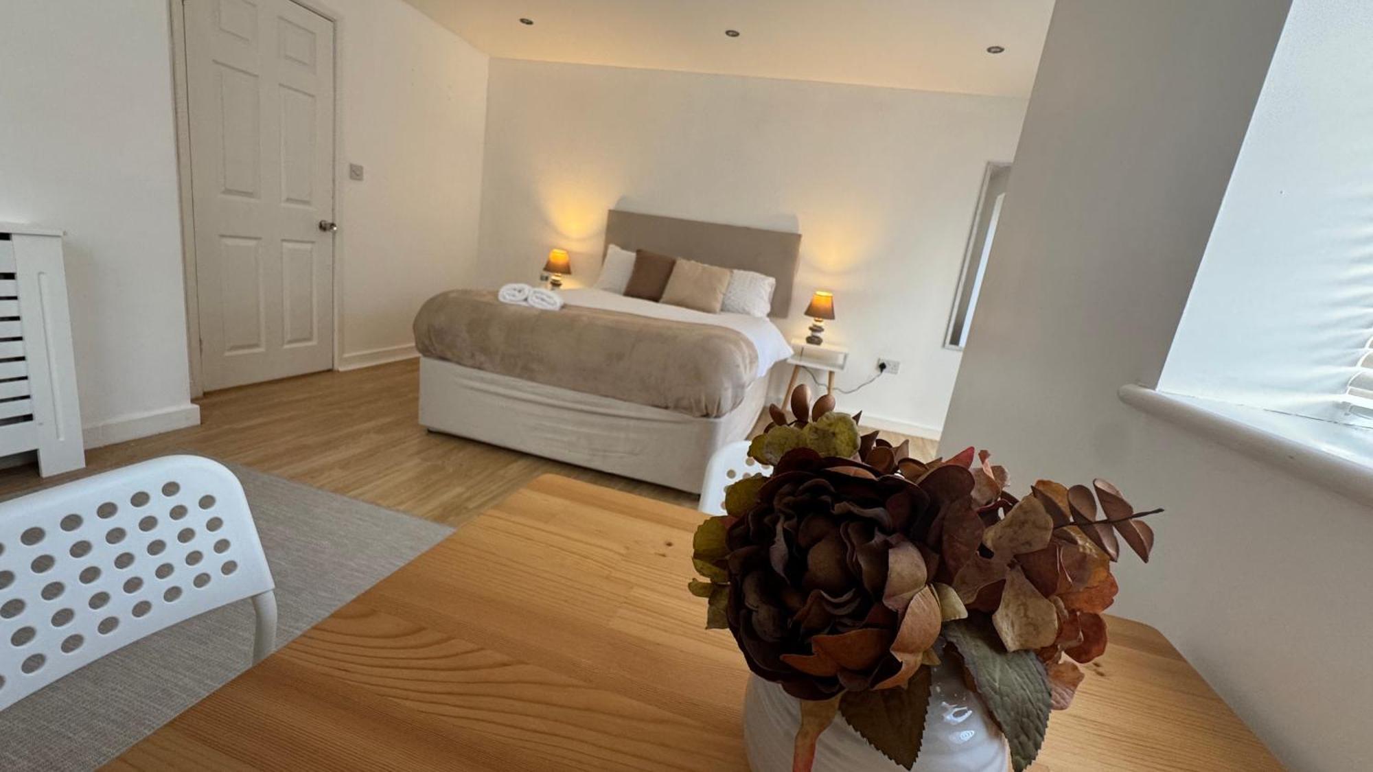 מלון בריסטול Little Luxe Shared House מראה חיצוני תמונה